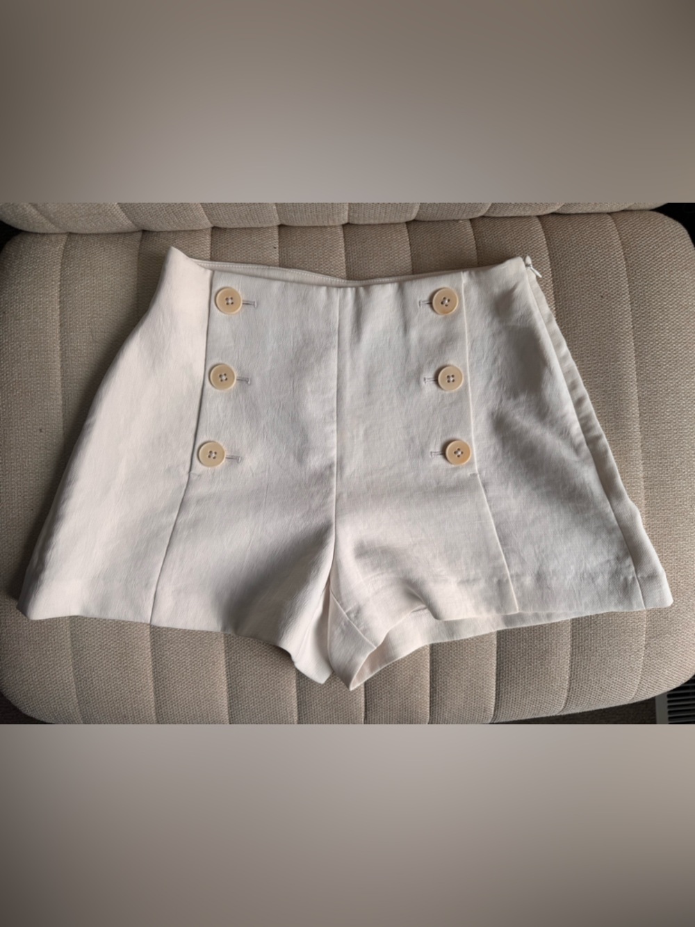 Aritzia Wilfred High-Waist Cream Sailor Button Shorts